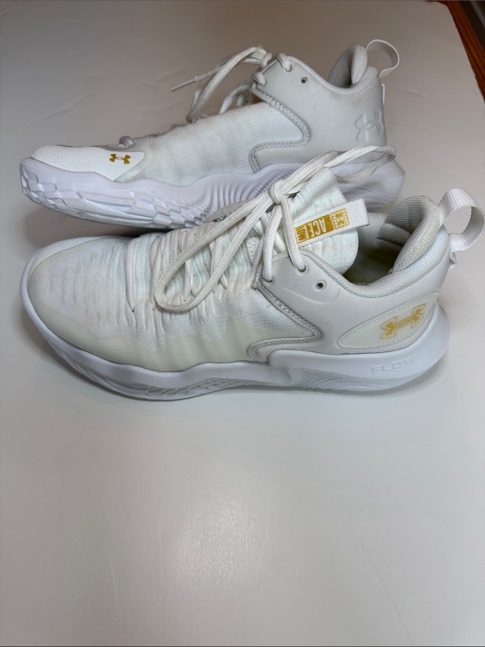 Under Armour White and Gold Training‎ Sneakers